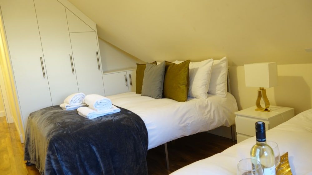 Traditional Double Room (3)