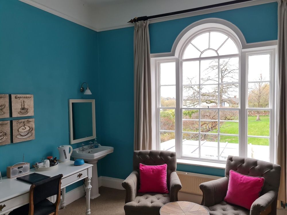 St John's Croft Large Double or Twin Room 11