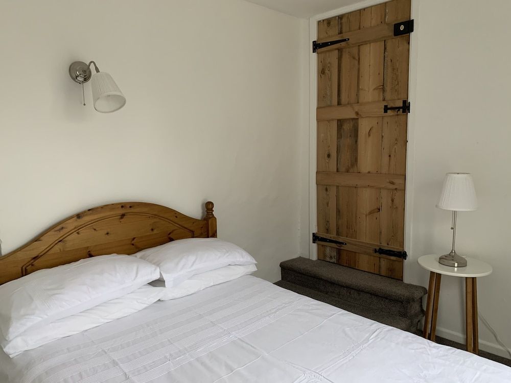 Bell Cottage Double Room 3
