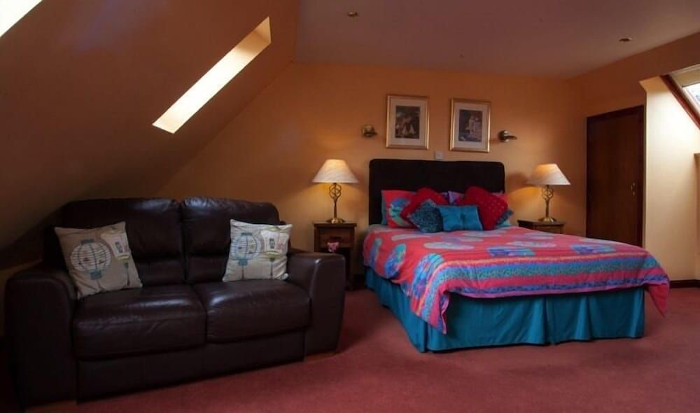 Dunhallin House Superior Double Room 7