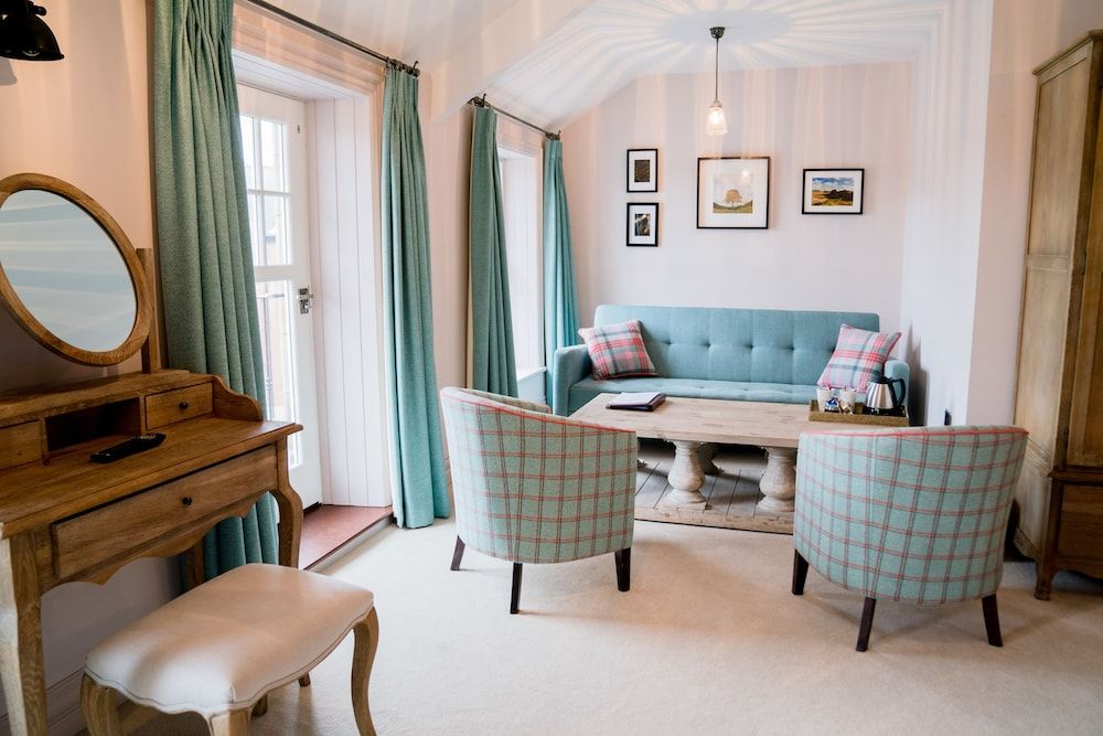 The Beaumont Hotel Superior Double Room 12