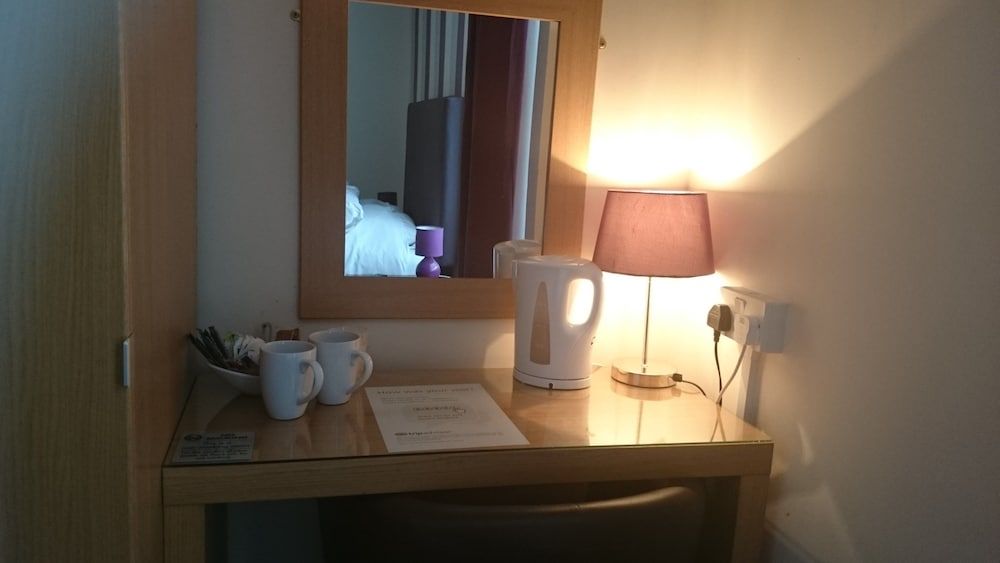 Twin Room, Shared Bathroom