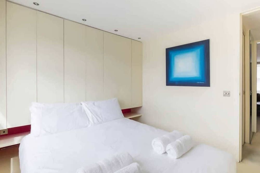 undefined Comfortable Apartment Earls Court 6