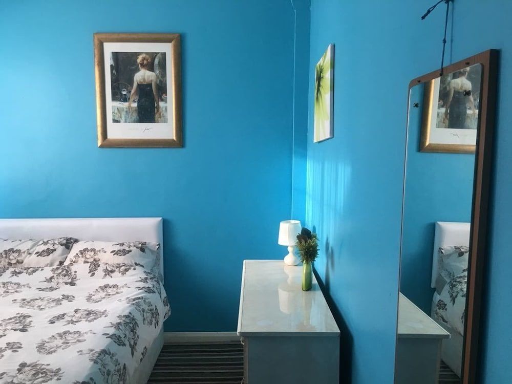 undefined Clean & Modern 1 Bedroom Apartment 6