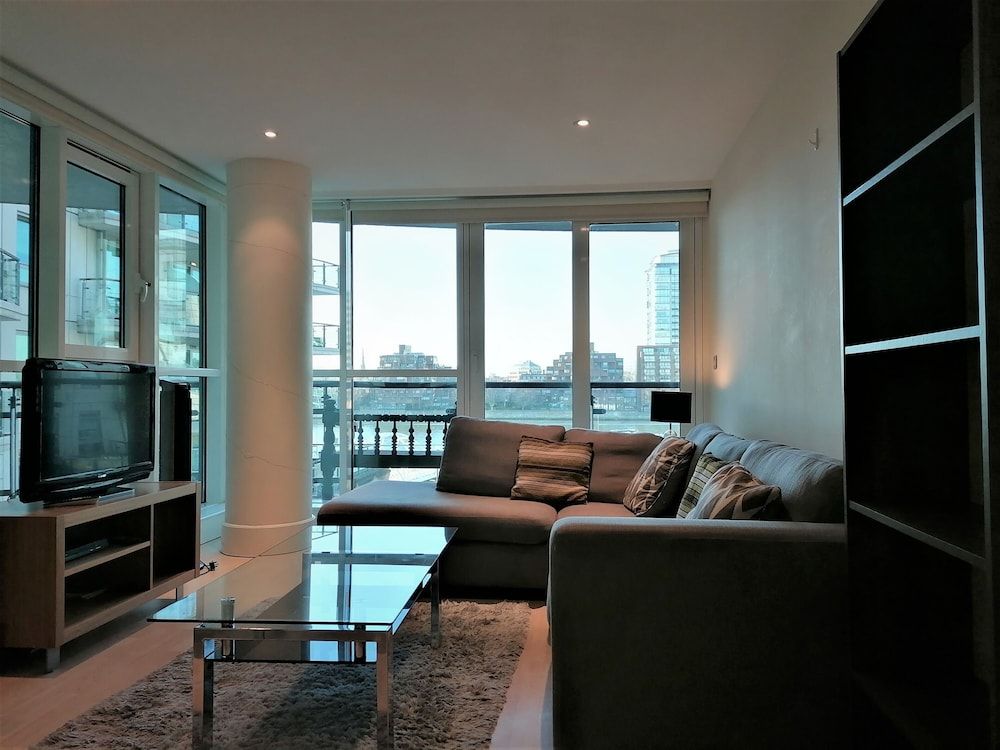 Still Life Vauxhall Deluxe Apartment, 1 Bedroom 10