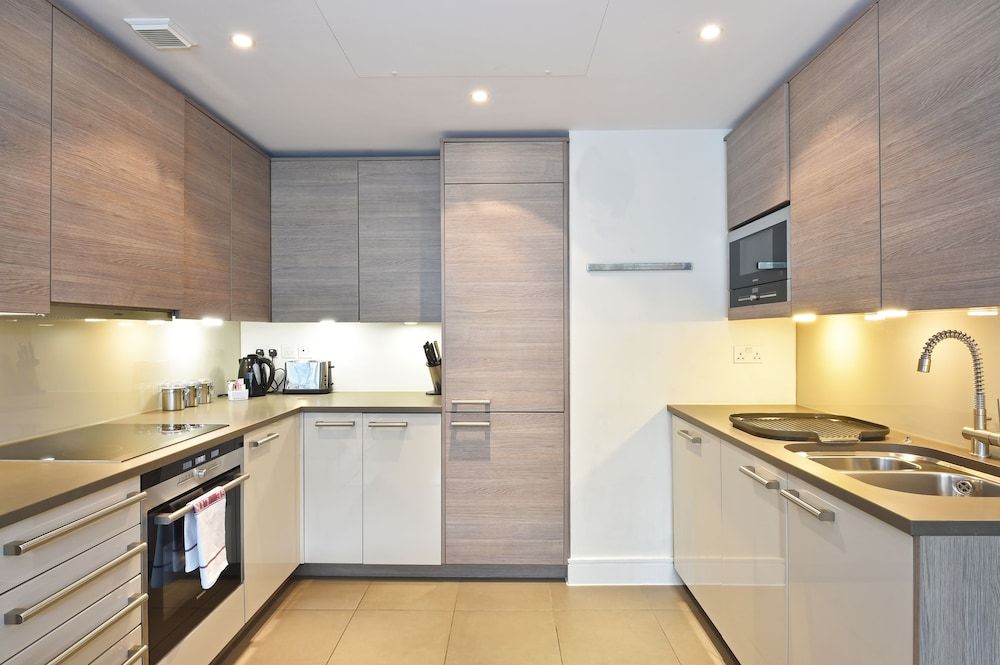 undefined Still Life Vauxhall 6