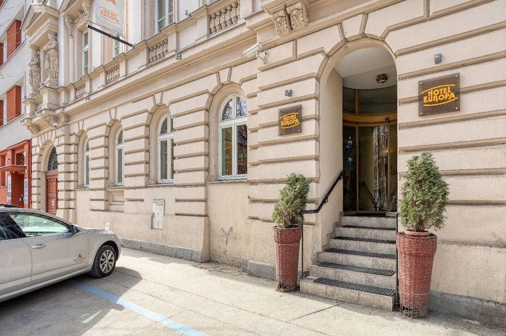 undefined Hotel Europa 3