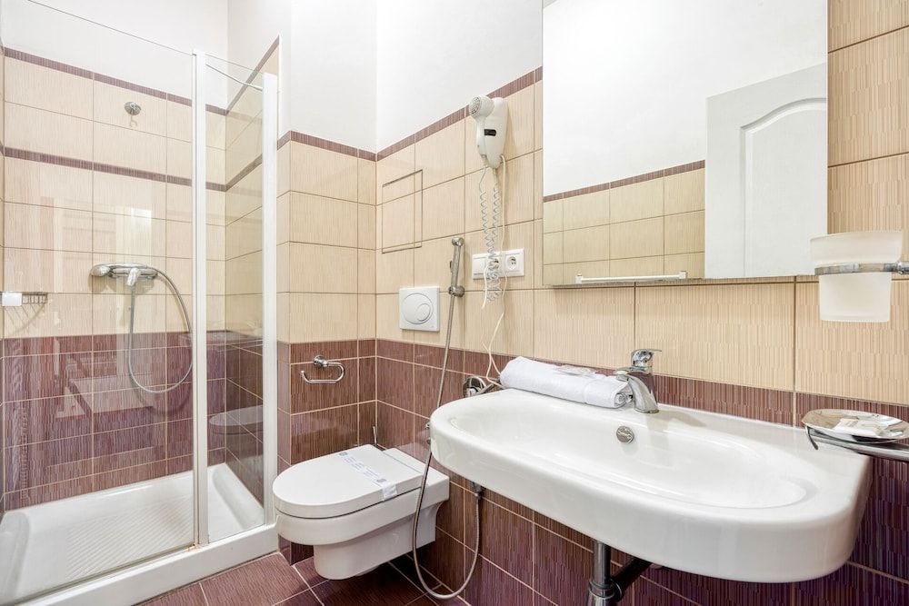 undefined Hotel Europa 5