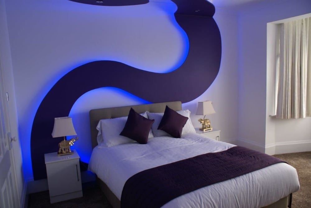 Superior Double Room (King 11)