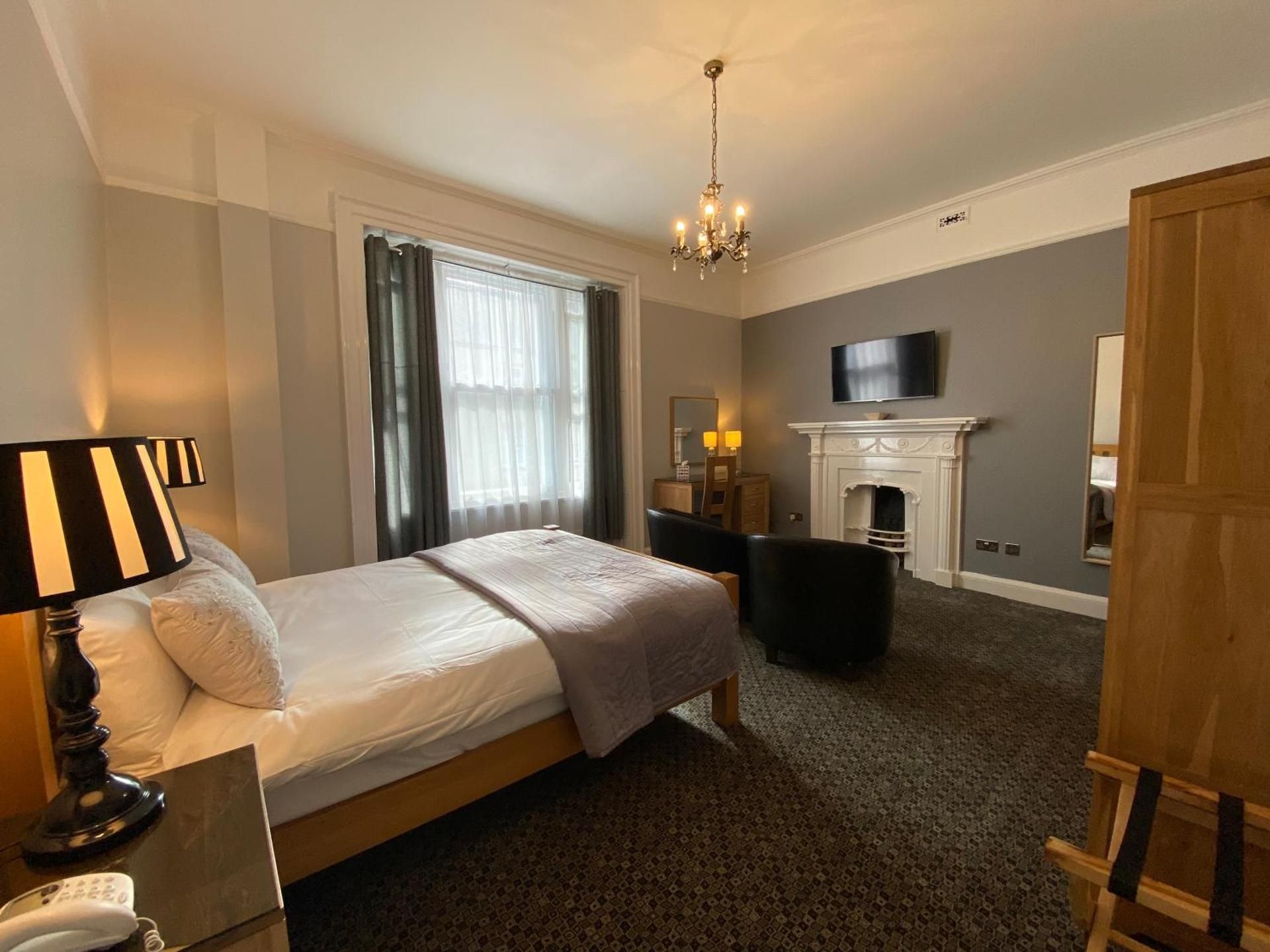 Spilman Hotel Executive Room 2