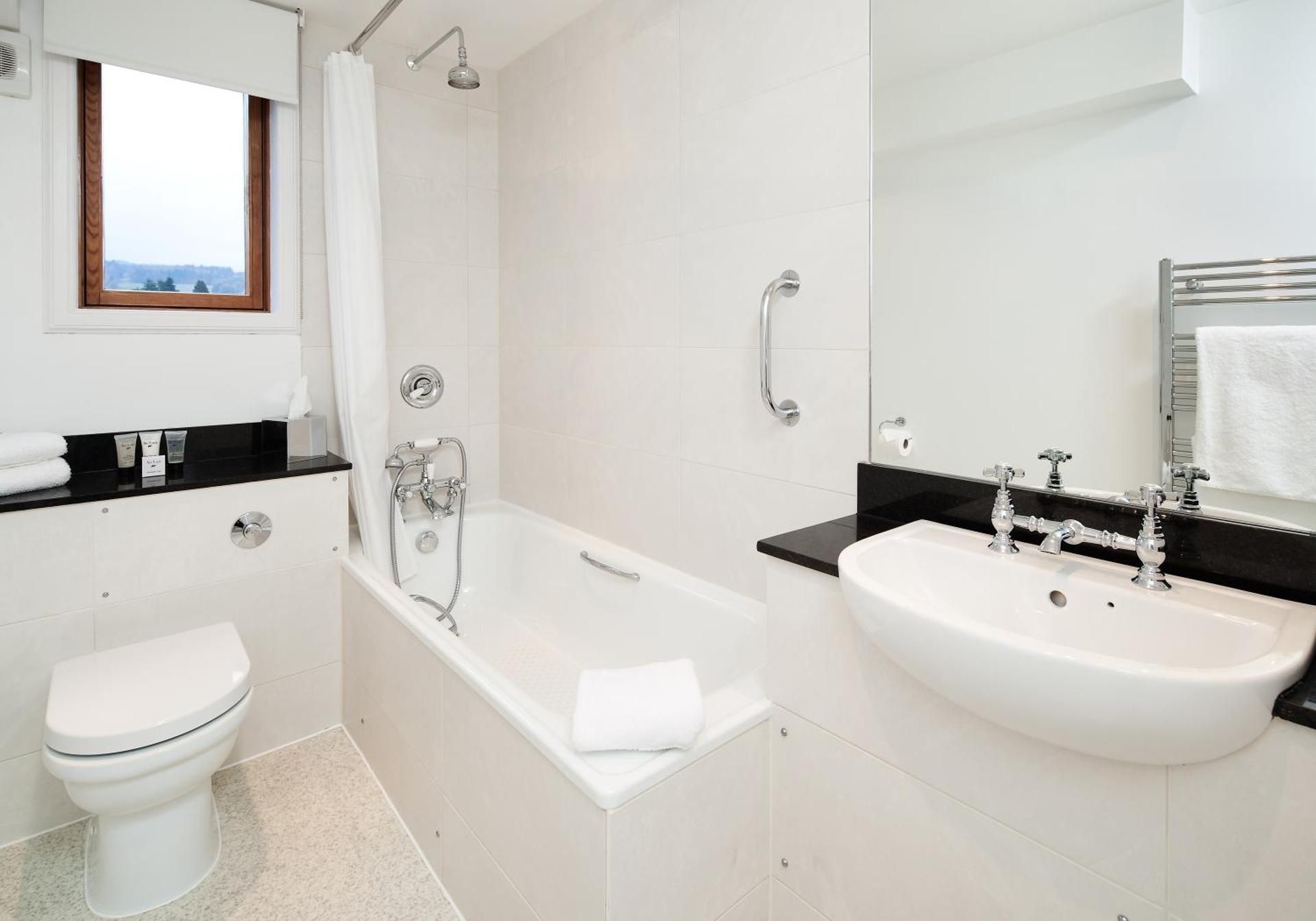 Knockendarroch Hotel Premier Room 11