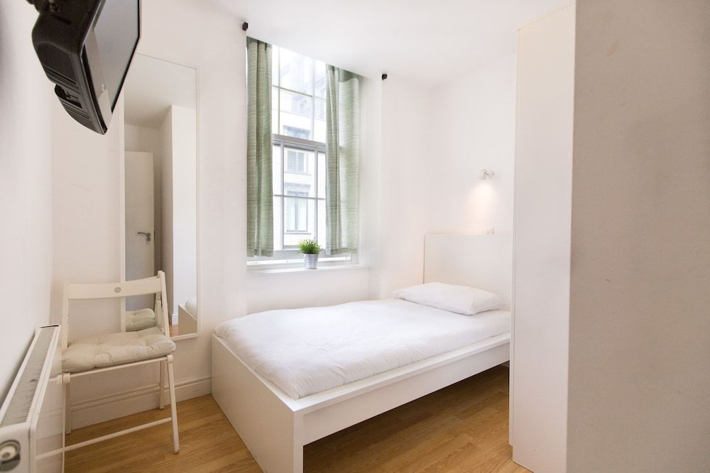 Charlotte Street Apartments by Allô Housing Single Room, Shared Bathroom 7