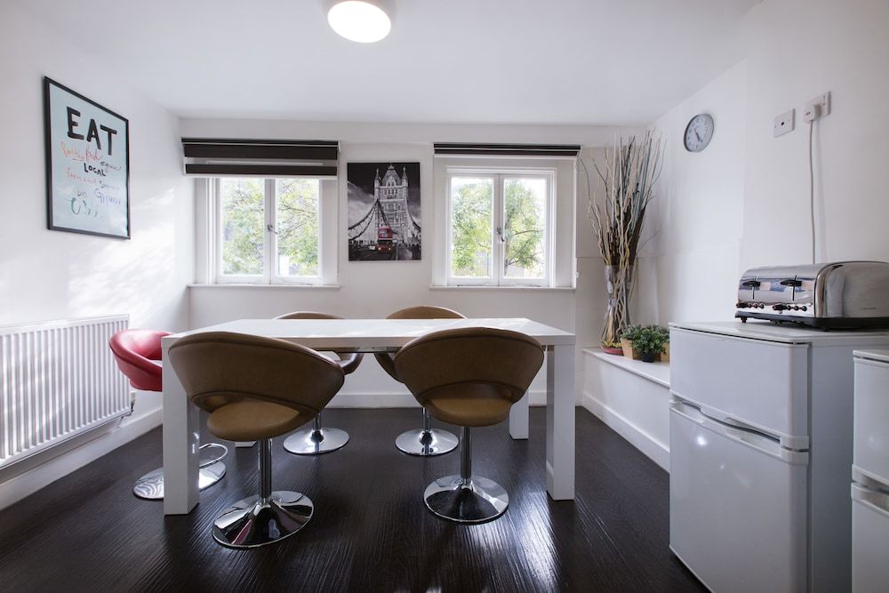 undefined Charlotte Street Apartments by Allô Housing 9