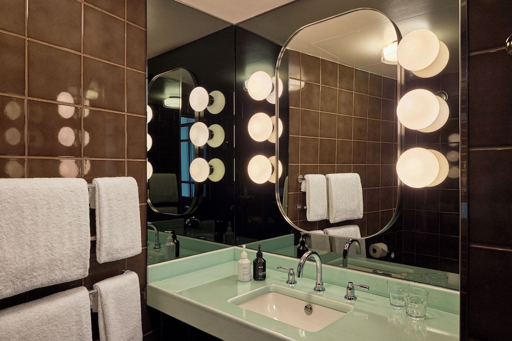 The Hoxton Shoreditch Cosy Twin 3