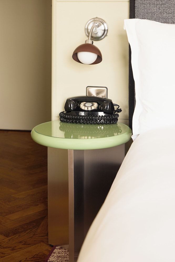 The Hoxton Shoreditch Cosy Twin 4