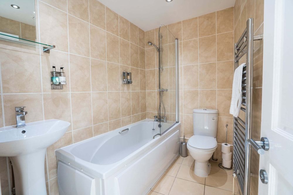 Astor House Panoramic Apartment, 1 Double Bed with Sofa bed, Sea View, Beachfront (Apartment 7) 8