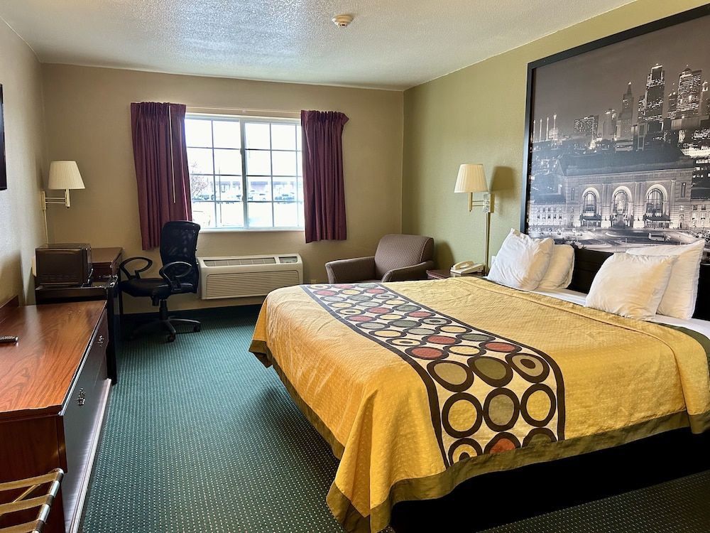 Standard Room, 1 King Bed, Smoking
