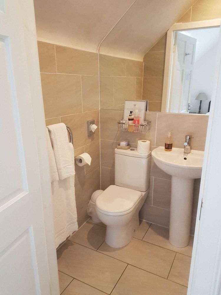 Loch Ness Guest House Double Room (Small) 3