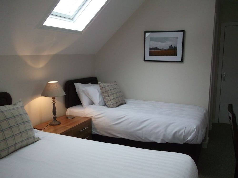 Loch Ness Guest House Family Room