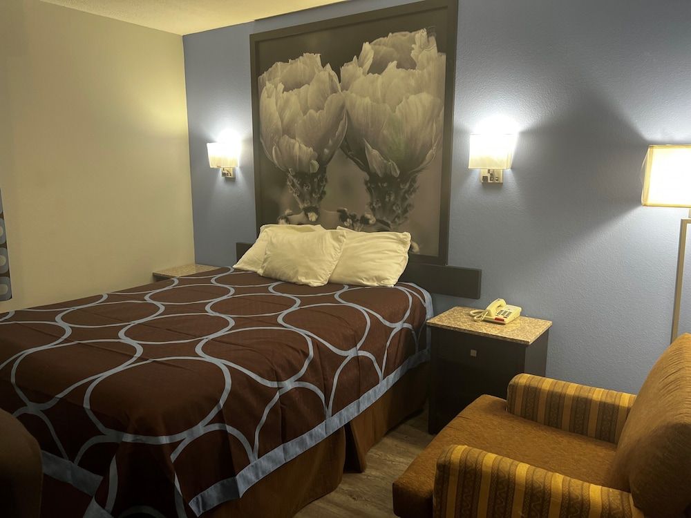 Room, 1 Queen Bed, Accessible, Non Smoking (Mobility)