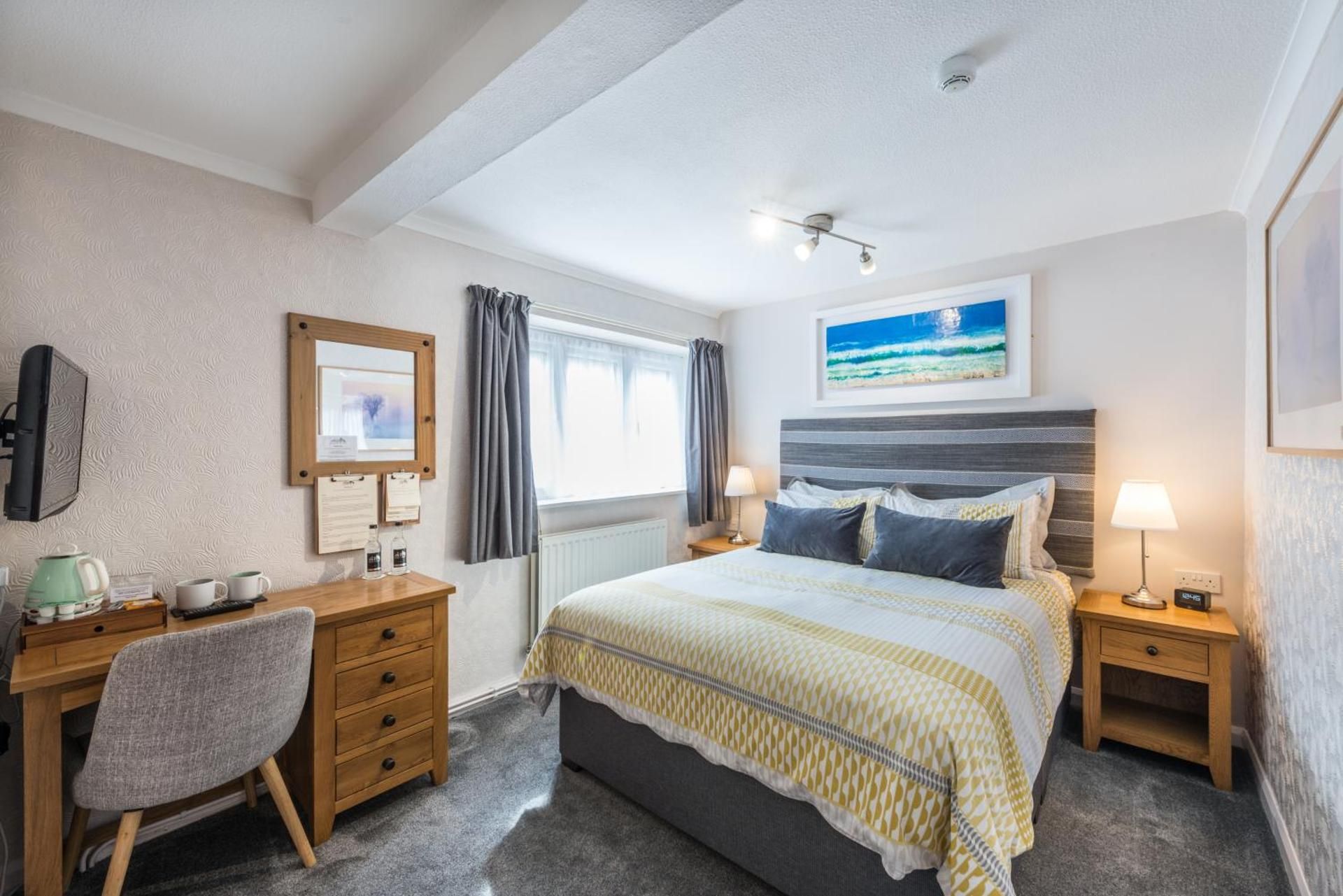 Tudor Lodge Double Room 6