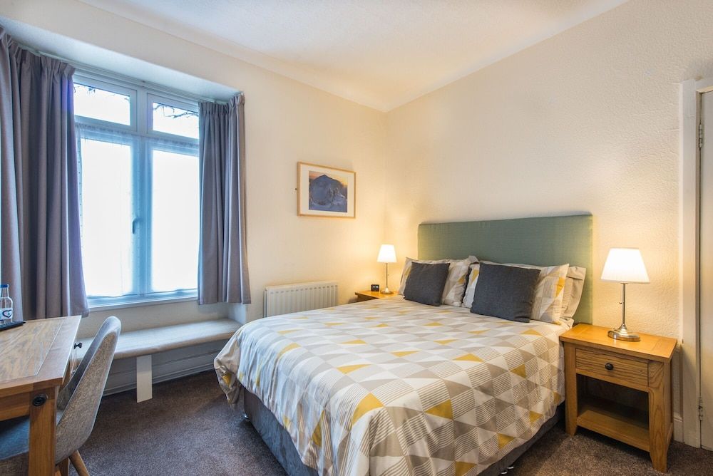 Tudor Lodge Double Room 5