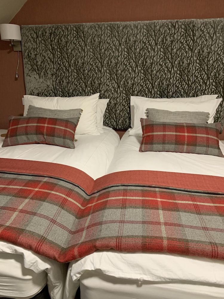 Classic Twin Room (Hazel)