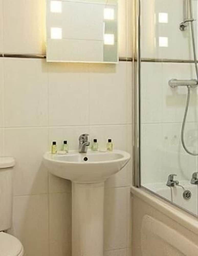 Lucarelli Inn Basic Suite, 1 Bedroom 4