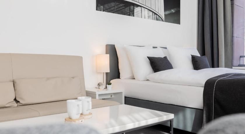 undefined Garner Hotel Berlin - Gendarmenmarkt by IHG 6