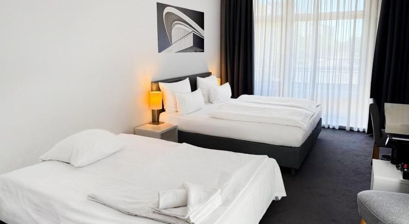 undefined Garner Hotel Berlin - Gendarmenmarkt by IHG 4