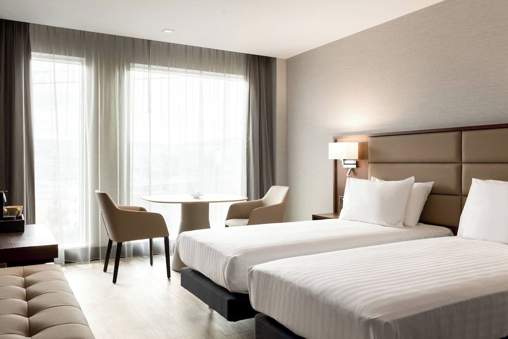 undefined AC Hotels by Marriott Belfast 9