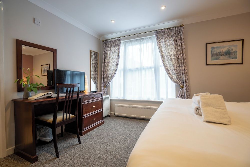 Superior Room, 1 Queen Bed, Kitchenette