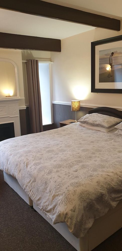 Red Lion Inn Standard Double or Twin Room, Ensuite (Main Building)