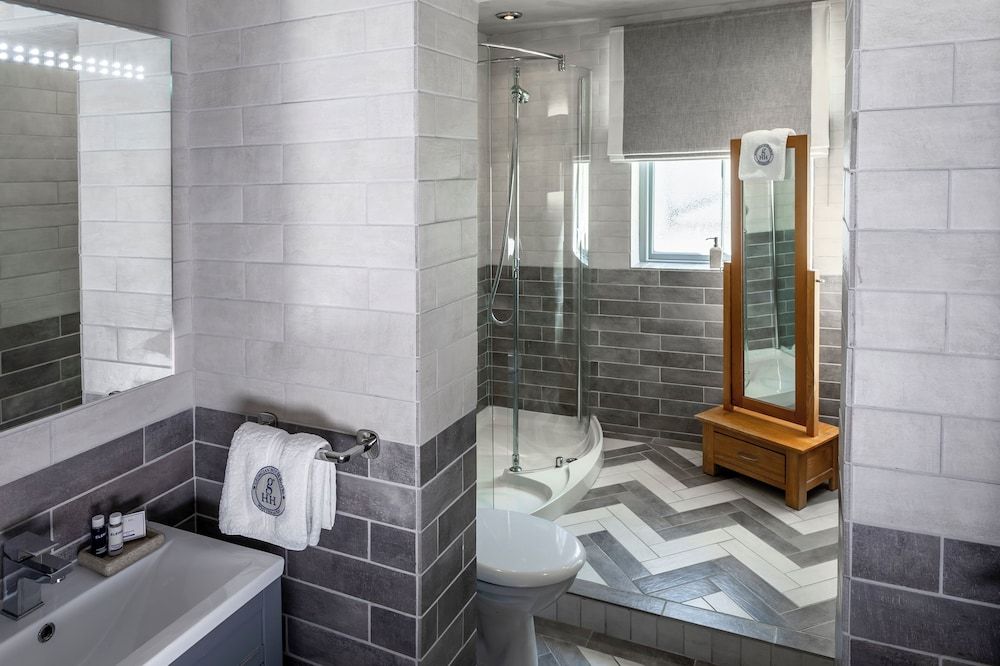 Georgian House Hotel Traditional Double Room 6