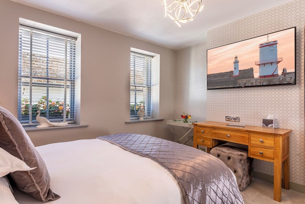 Georgian House Hotel Traditional Double Room 3