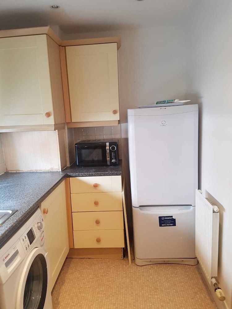 undefined Superior 2 bedroom Apartments 6