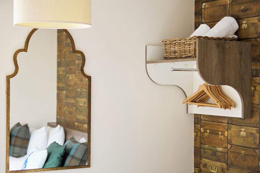 The Lodge Hotel Standard Double Room 9