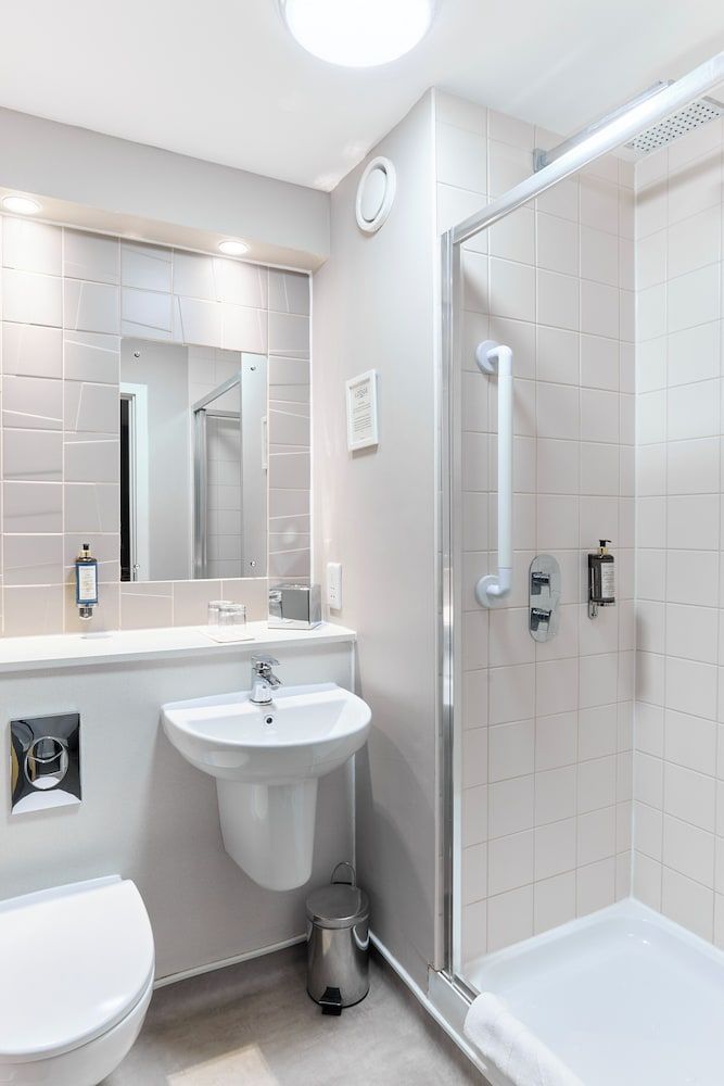 The Lodge Hotel Superior Double Room 2