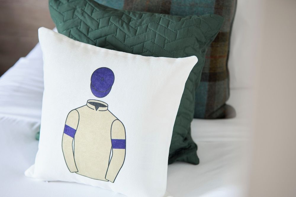 The Lodge Hotel Standard Double Room 2