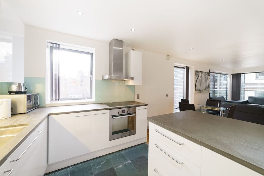 Bond Street Place Apartment, 2 Bedrooms 15