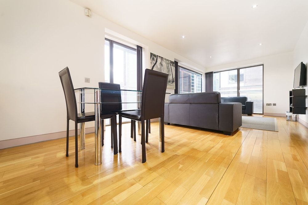 Bond Street Place Apartment, 2 Bedrooms 25