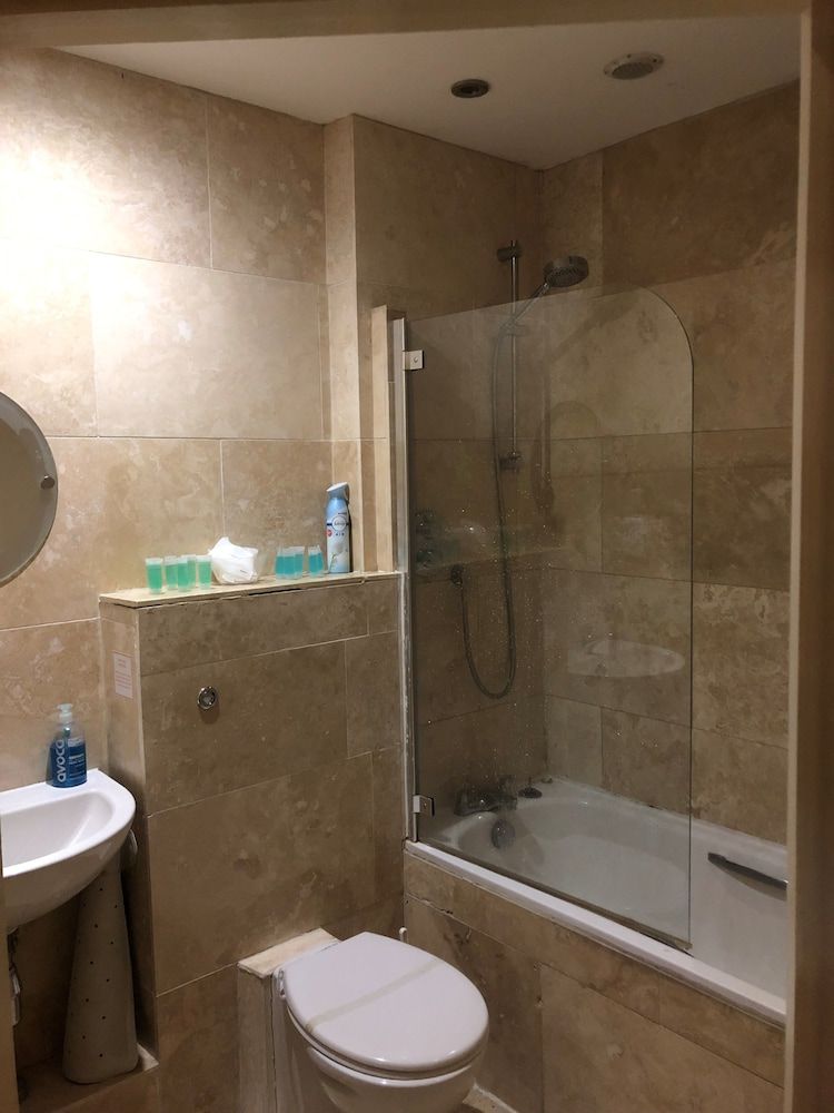 DeanGate Motel Economy Double Room, Shared Bathroom 4