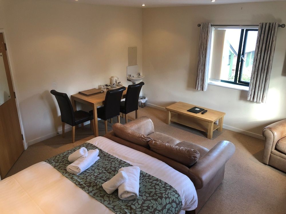 DeanGate Motel Economy Double Room, Shared Bathroom 5