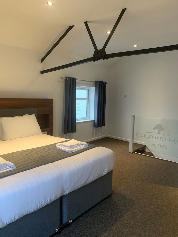 Deluxe Double or Twin Room, Private Bathroom