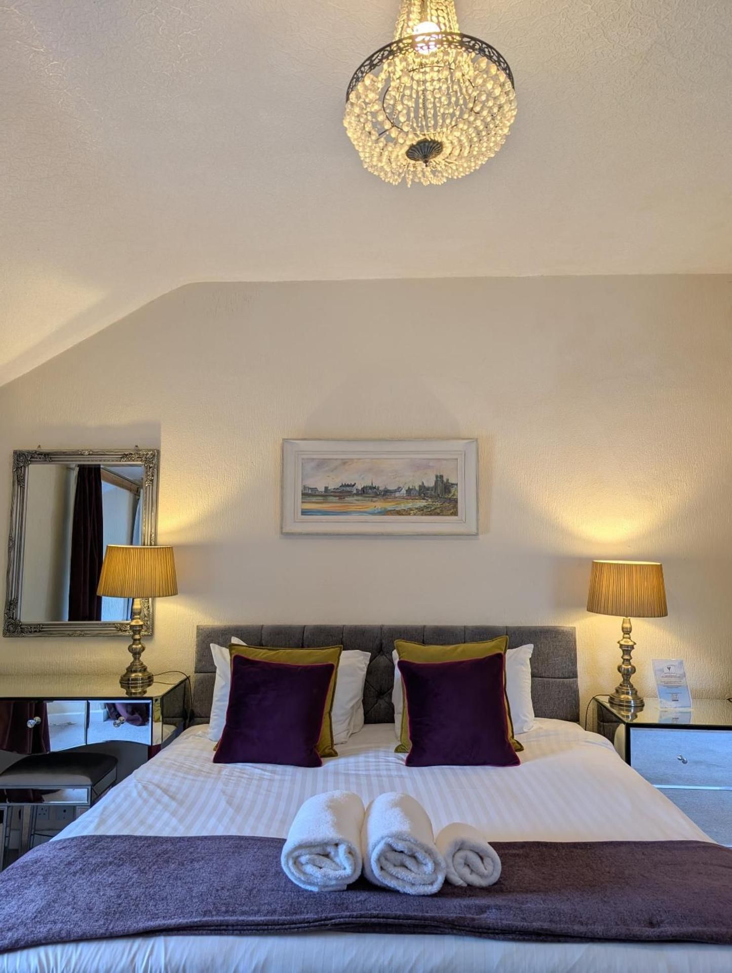 King Room with Mountain View
