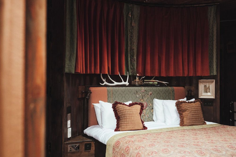 The Bell in Ticehurst Luxury Apartment 3