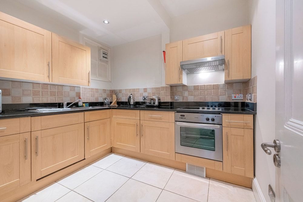 undefined 17 Hertford Street 7