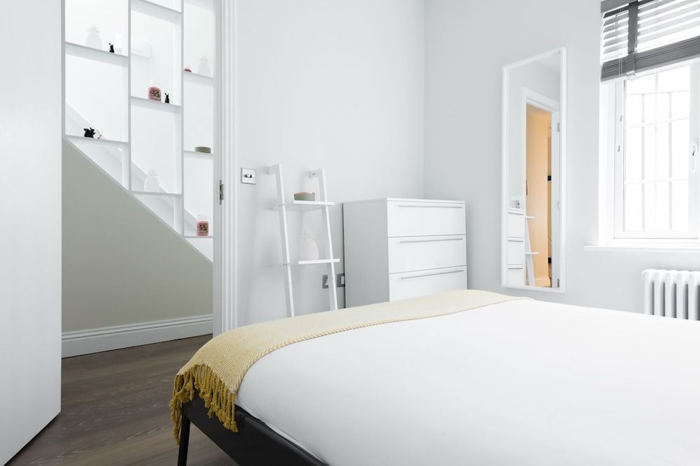 undefined The Soho Hideout  - Modern & Bright 2BDR in Central London 6