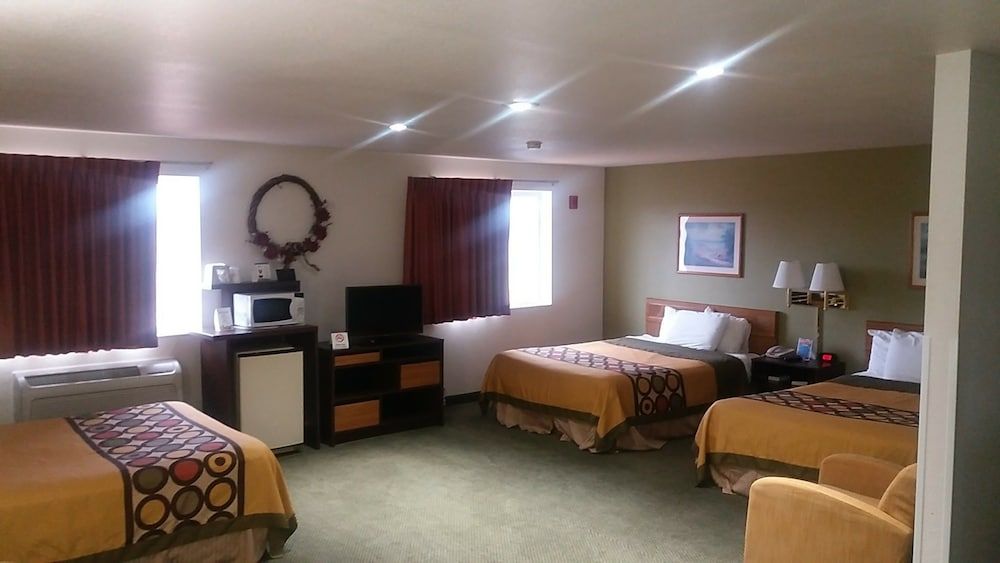 Studio Suite, Multiple Beds, Non Smoking, Microwave