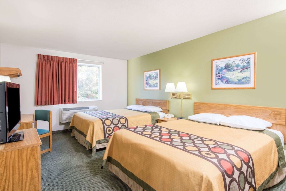 Standard Room, 2 Queen Beds, Non Smoking